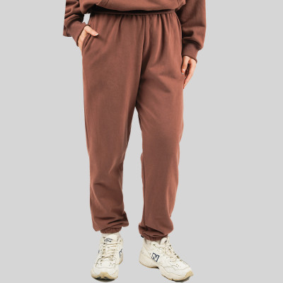 Custom Active Wear | Factory manufacturers custom winter sports pants for warmth and comfort