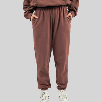 Custom Active Wear | Factory manufacturers custom winter sports pants for warmth and comfort