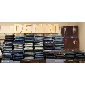 Understanding Men's Activewear Manufacturing with AOLAFREE: From Design to Delivery