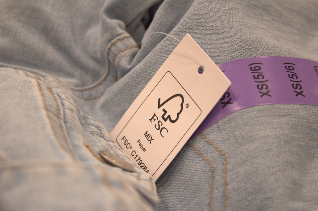 A tag showing a garment is made from recycled materials