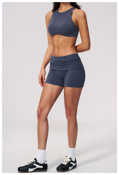Custom Yoga Sets|Wholesale Form-fitting, quick-dry yoga set with a stylish open-back design