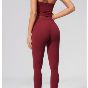 Custom Yoga Sets|Wholesale High-waisted butt-lifting sports set with a halter V-neck top fitness