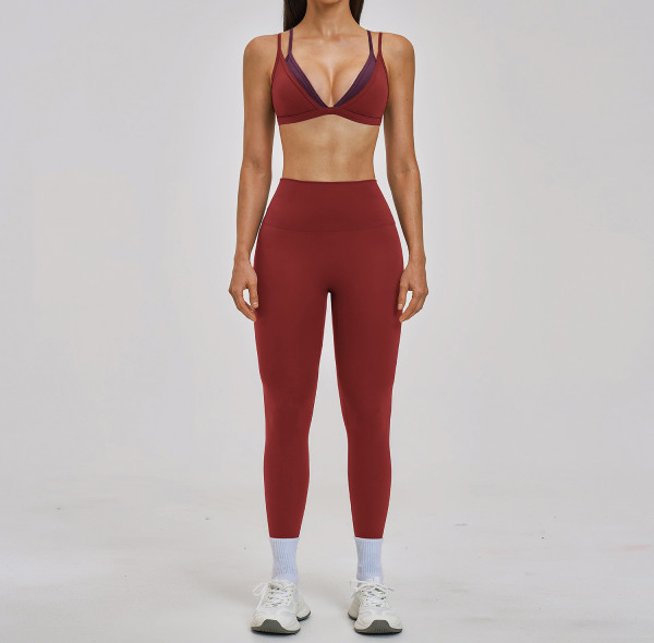 Custom Yoga Sets|Wholesale Faux-layered spaghetti strap activewear set – casual running style