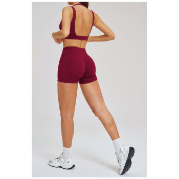 Custom Yoga Sets|Wholesale Versatile, form-fitting yoga set for outdoor wear