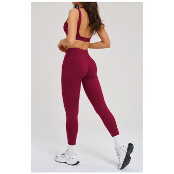 Custom Yoga Sets|Wholesale high-end yoga set featuring a form-fitting design and  open-back detail