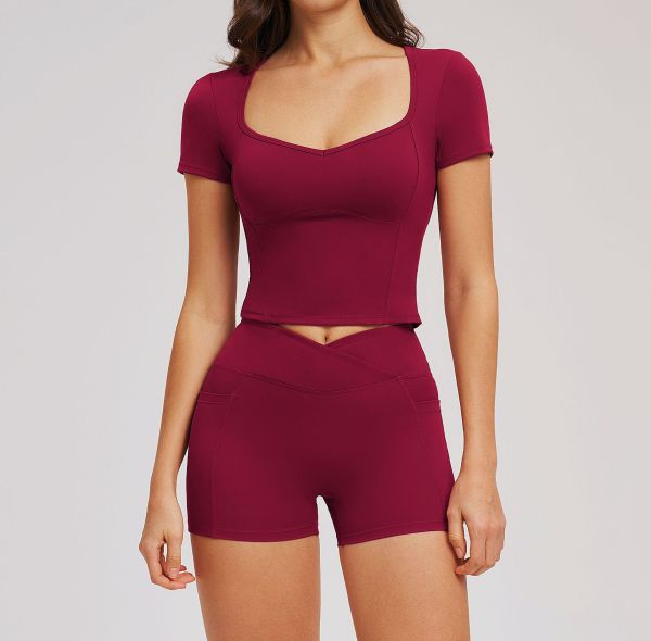 Custom Yoga Sets|Wholesale Stylish and fitted casual yoga and outdoor activewear set