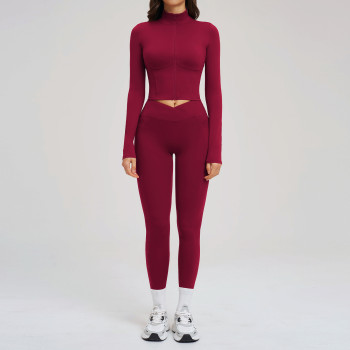 Custom Yoga Sets|Wholesale Women Zippered Yoga Set –Form-fitting Activewear for Fitness and Outdoor