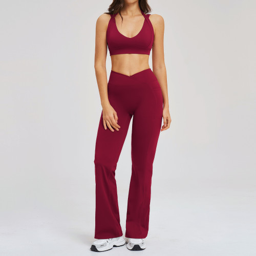 Custom Yoga Sets|Wholesale Fitted yoga set with a flattering back design and slight flare for yoga