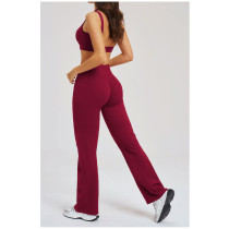 Custom Yoga Sets|Wholesale Fitted yoga set with a flattering back design and slight flare for yoga