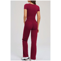 Custom Yoga Sets|Wholesale Stylish, form-fitting yoga set for outdoor running and exercise