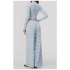 Custom Yoga Sets|Supplier of Striped Yoga Outfit Set –Comfortable Breathable Activewear for Fitness