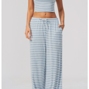 Custom Yoga Sets|Supplier of Sophisticated Yoga Set: Striped Casual Wide-Leg Pants Outfit