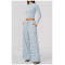 Custom Yoga Sets|Supplier of Yoga set zip-up mock neck  breathable fabric and wide-leg bottoms