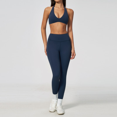 Custom Yoga Sets|Supplier of  Women's Yoga Set: Halter-Neck, Deep-V, Push-Up, Open-Back Outerwear