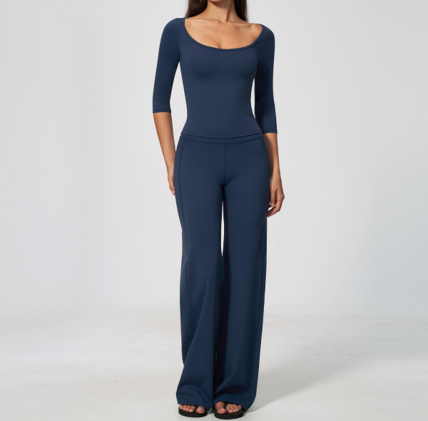 Custom Yoga Sets|Supplier of Figure-flattering, high-stretch, stylish, and casual yoga outfit set