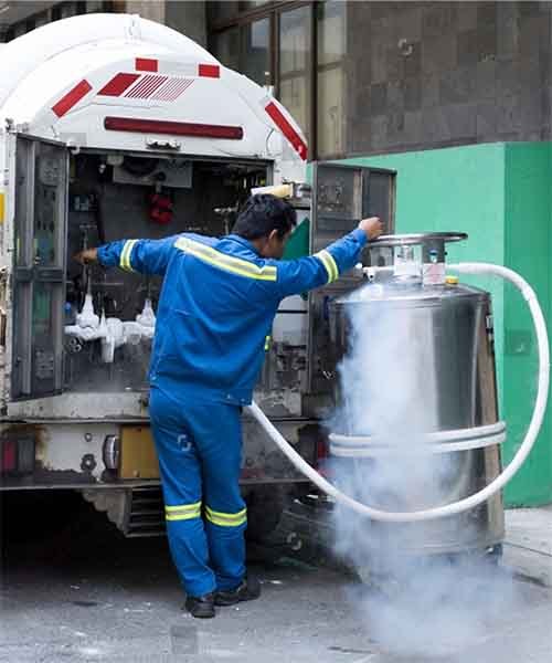 Liquid nitrogen delivery