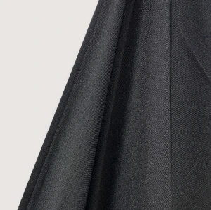 Tejido de ropa interior, 100% Nylon Tejido liso brillante, ligeramente elástico, cómodo y suave.