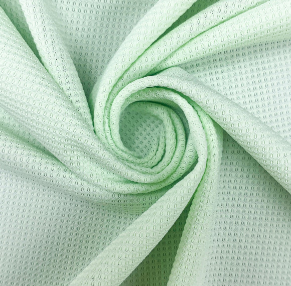 Lightweight Moisture Wicking Mesh Polyester Spandex Fabric T-shirts Gym Apparel 105gsm 115cm