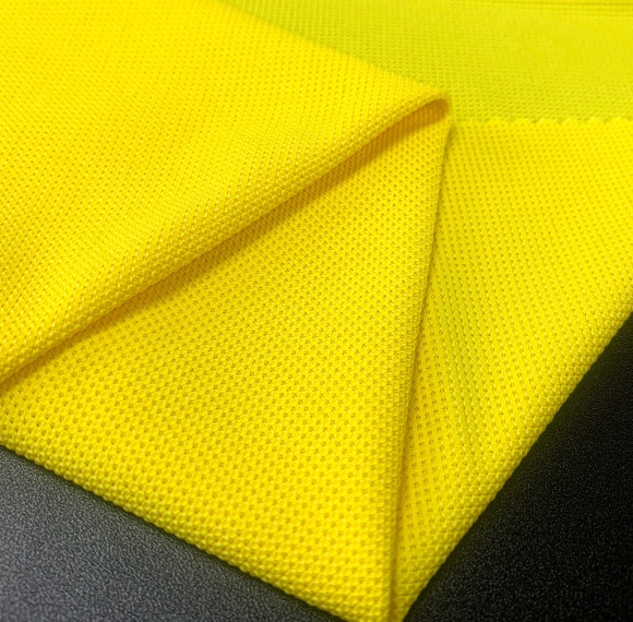 Polyester Elastane Ultra Lightweight Unrestricted Moisture Wicking Quick Dry Mesh Fabric Outdoor Wear Sports Wear 110gsm 110cm