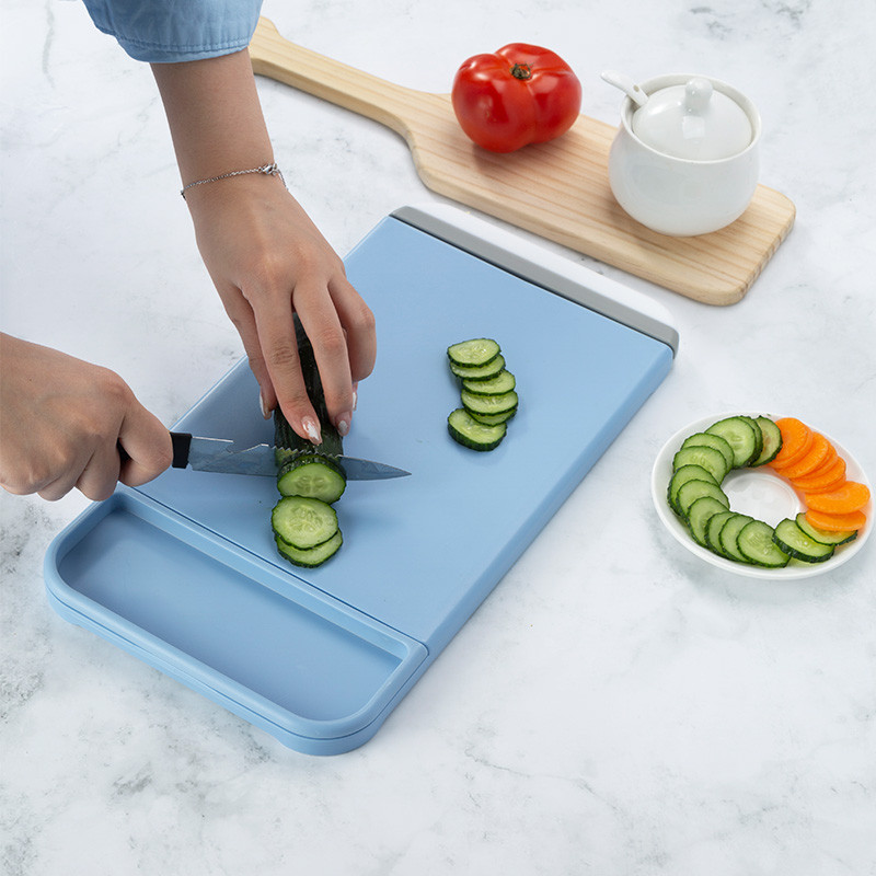 Multifunctional cutting board set