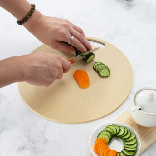 Kitchen Healthy Wheat Plastic Chopping Board | 8’ diameter for easy carry and storage boos cutting board