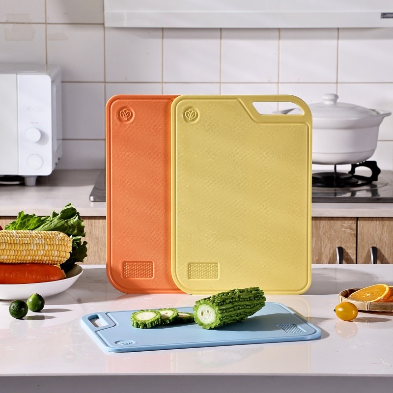 Food & Wine’s Best Plastic Cutting Boards for Everyday Use: Upgrade Your Kitchen with ChopAid