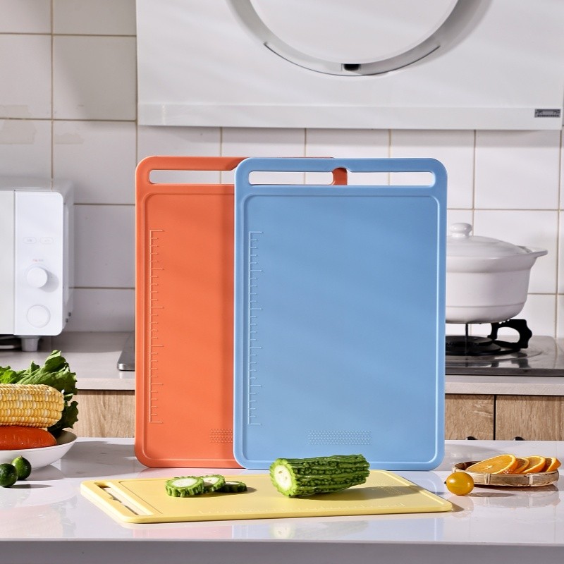 A Simple Guide to HDPE: Why It's the Go-To for Plastic Cutting Boards