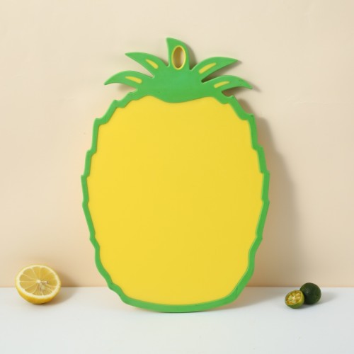 Wholesale Kitchen Pineapple Plastic Cutting Board With Handle With Anti-Slip Foot Pad And Double-Sided Design