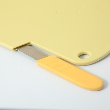 Wholesale Cat Shape Small Plastic Cutting Board In The Shape Of A Cat With A Knife
