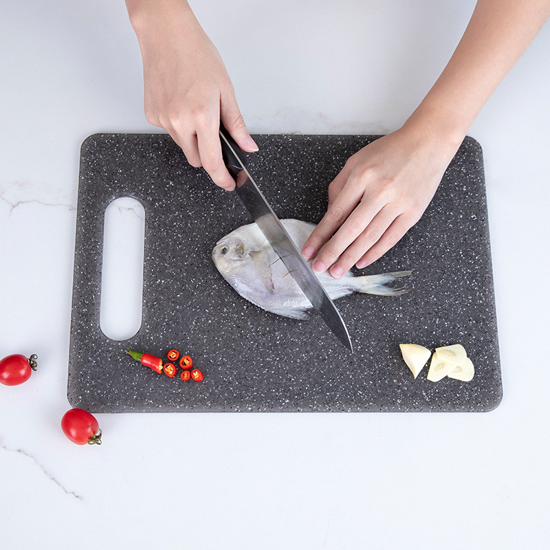 plastic cutting boards