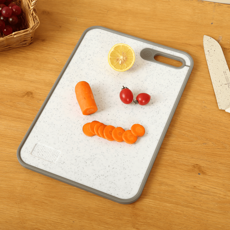 plastic chopping board