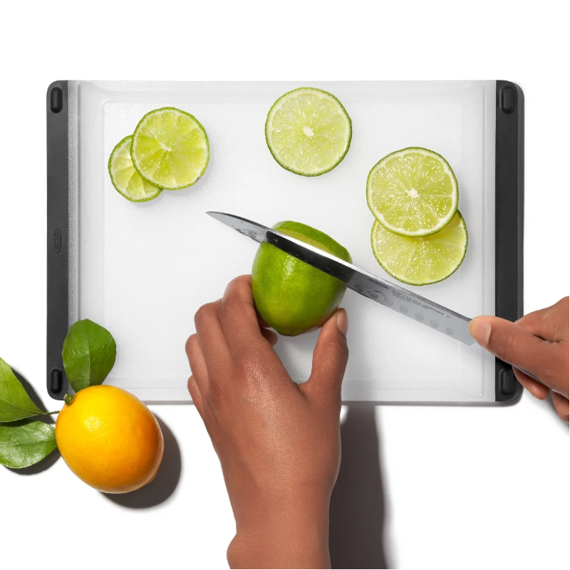 How to Choose a Suitable Antibacterial Cutting Board