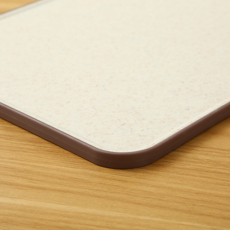 non-slip plastic chopping board