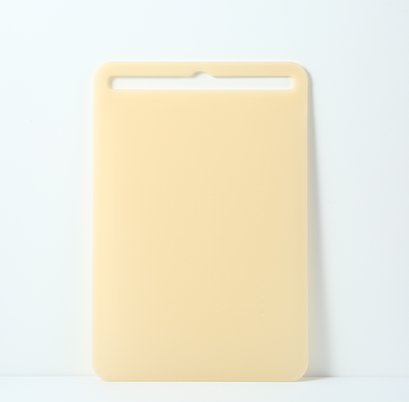 Wholesale Kitchen PP Plastic Cutting Board with Handle 10.6" X 15.7"with Garlic Grater, Built-in Splash Resistant Grooves