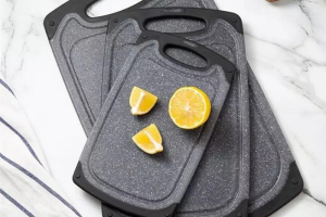 Why More and More Restaurant Chains Choose Our Plastic Cutting Boards