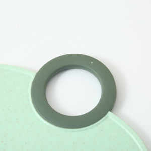 wholesale Kitchen Eco-Friendly Plastic Cutting Board with Handle 10.6