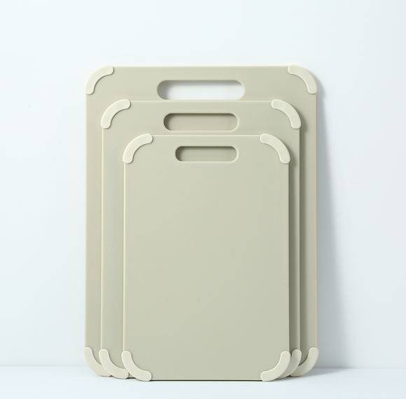 Wholesale Kitchen Eco-Friendly Plastic Cutting Board with Handle 10.6" X 14.2" With Anti-Slip Foot Pad and Double-Sided Design