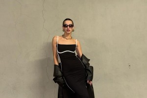 The Secret to Making Black & White Activewear Pop? These 5 Accessories