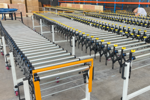 flexible roller conveyor