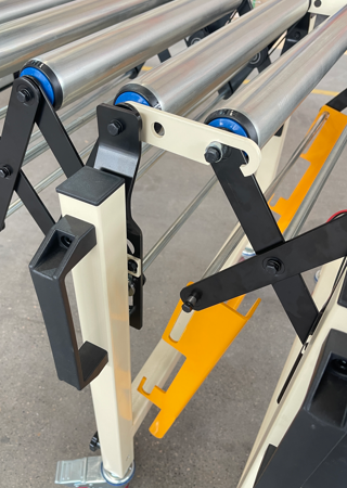 flexible roller conveyor