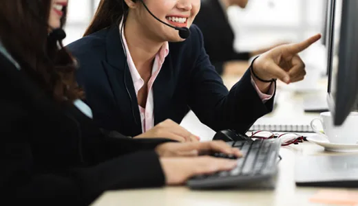QL sales service team handling customer requests