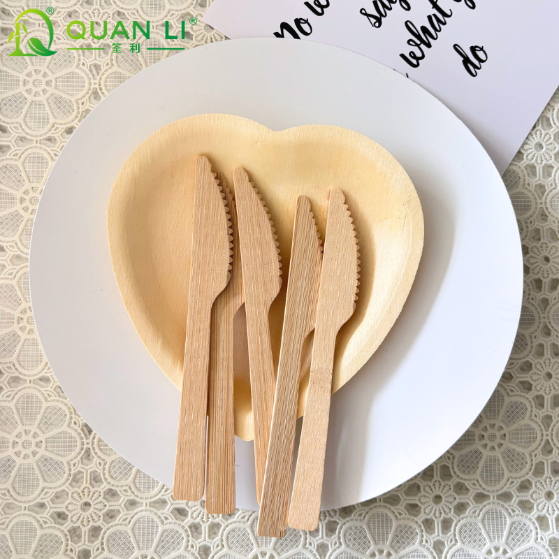 Bamboo dessert spoon