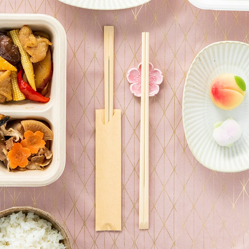 What Are the Advantages of Bamboo vs. Wood Chopsticks?