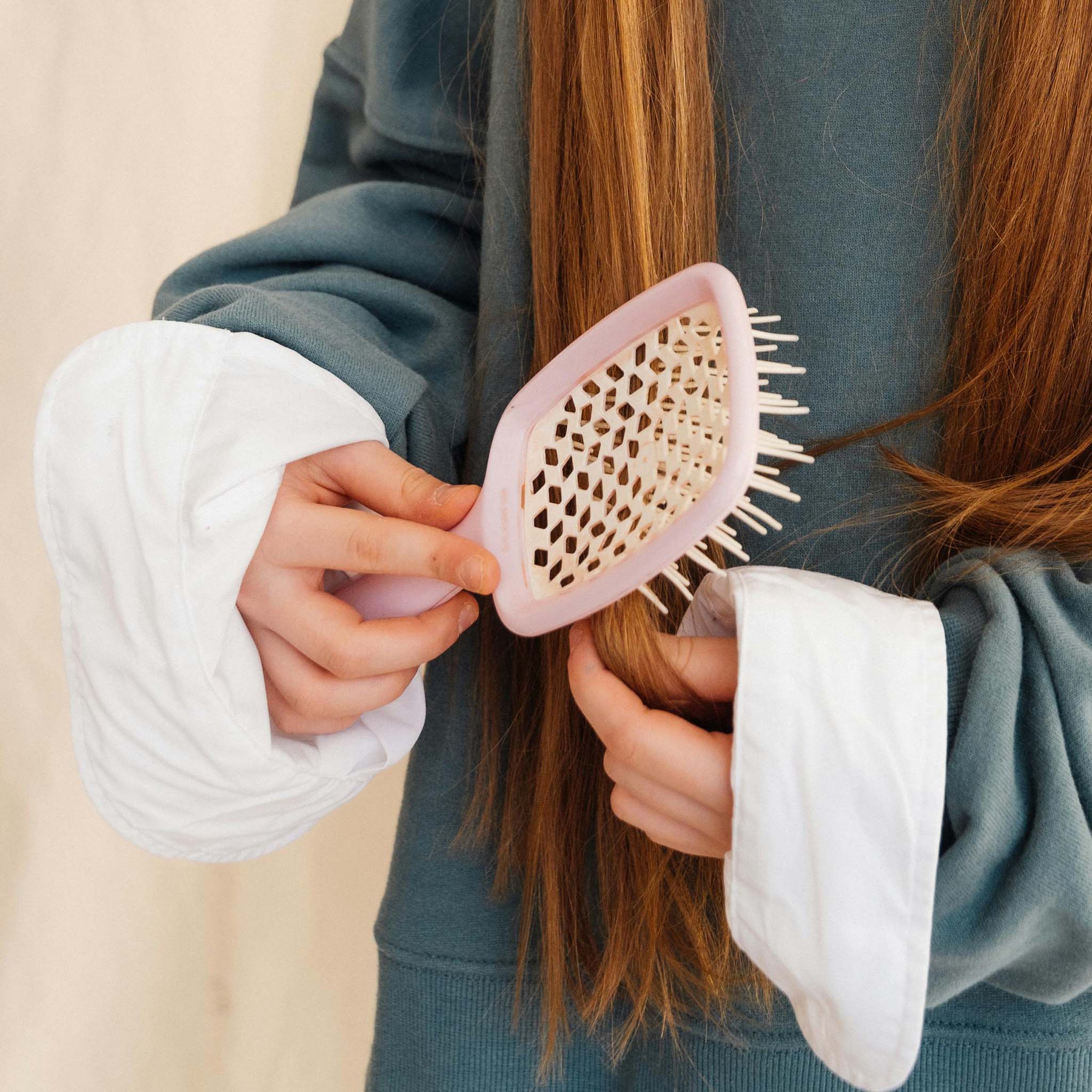 Hair brush filament