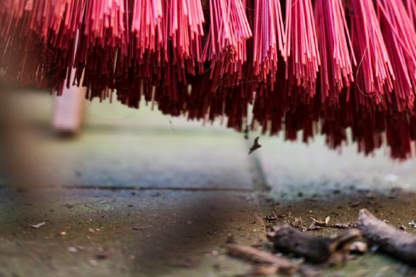 Heavy-Duty Cleaning Brush