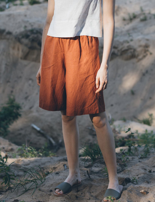 Customized Linen Bermuda Shorts Women Manufacturer | Linenwind