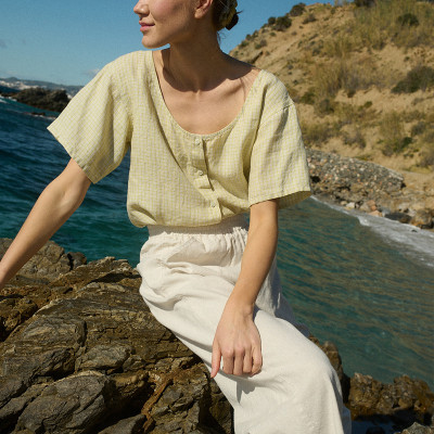 Custom Crew Neck Short Sleeve Linen Shirt Manufacturer | Linenwind