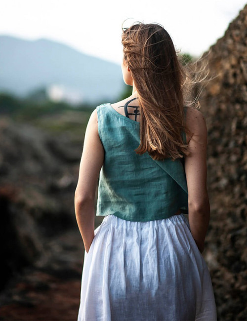 Green Linen Crop Tank Top – Ready-to-Ship Summer Essential