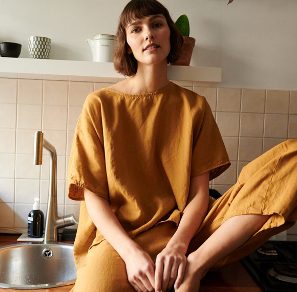 Custom Ladies Loose Short Sleeve Linen Top Manufacturer | Linenwind