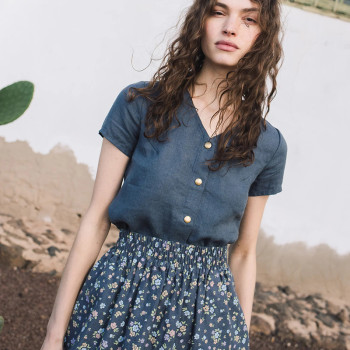 Custom women's front snaps linen top Manufacturer | Linenwind